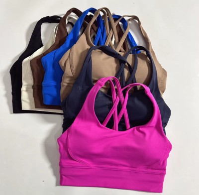 Топ спортивный StrongHold - купить в Кевроле